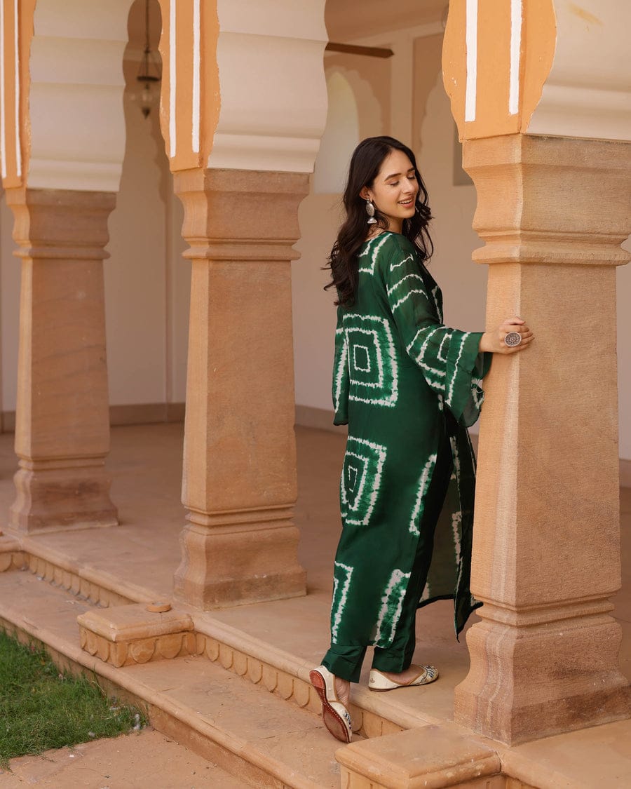 Green Kurta Pant Set – Stylish Ethnic Wear for Women"