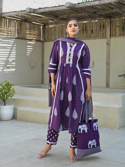 "Traditional Purple Kurta Ensemble with Dupatta"