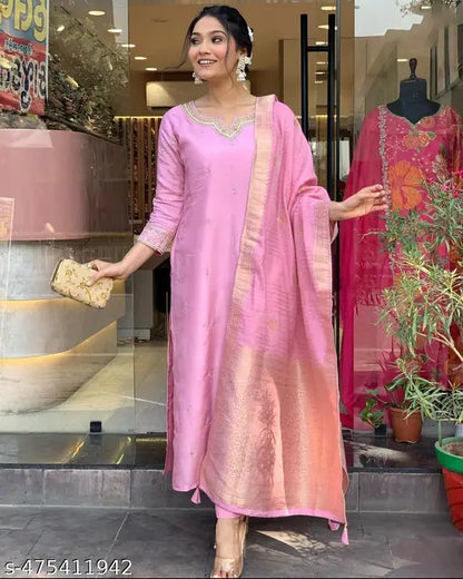 Pink Heavy Banana Silk Kurta Pant Set with Designer Dupatta – Perfect Festive Wear