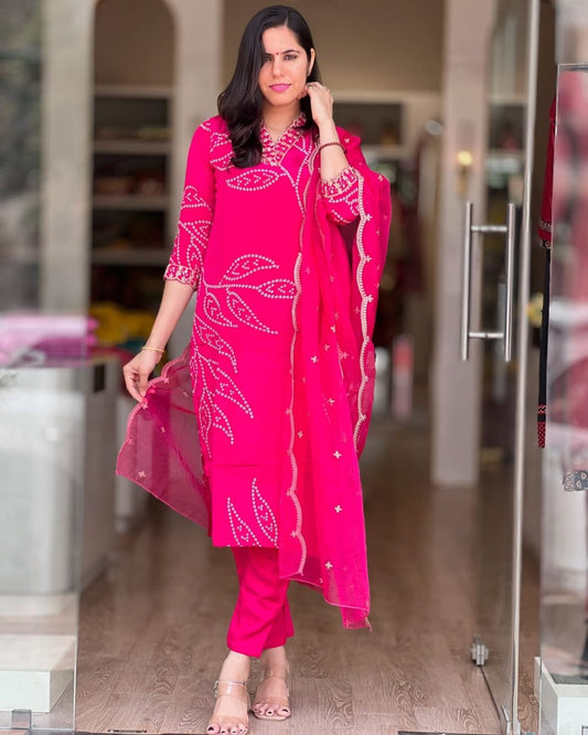 Pink bhandhej dupatta set