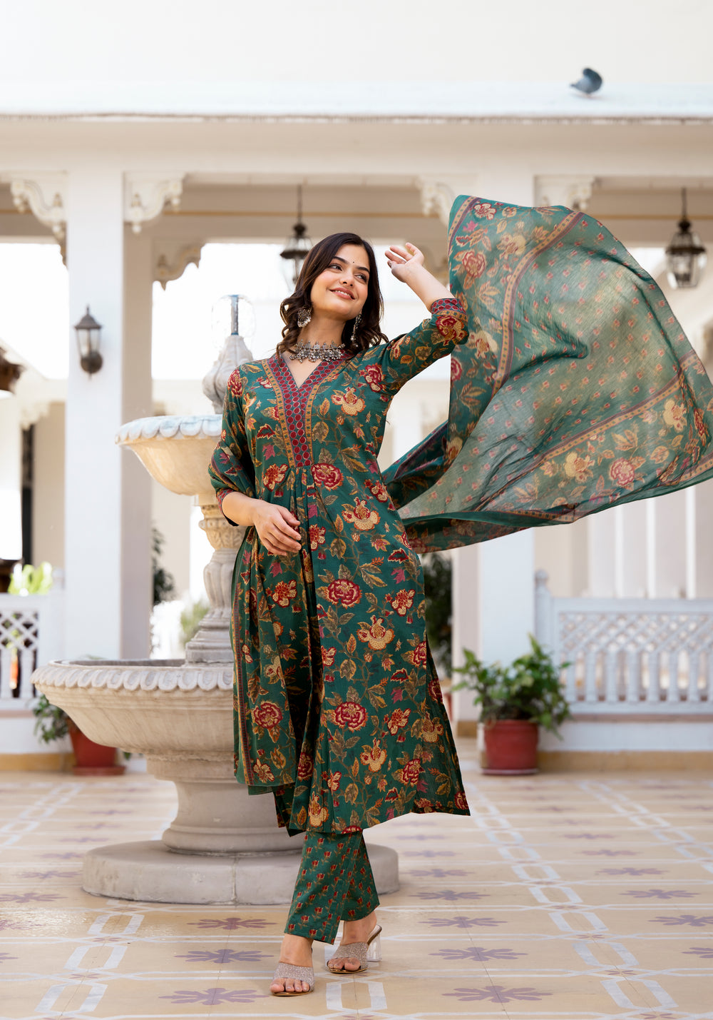 LIBASRACHNA GREEN FLORAL PRINT SUIT SET