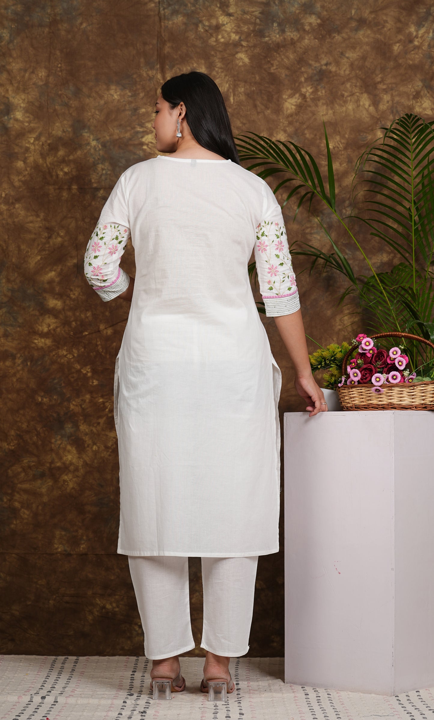 Elegant white Cotton Kurta Pant Set for Effortless Style"