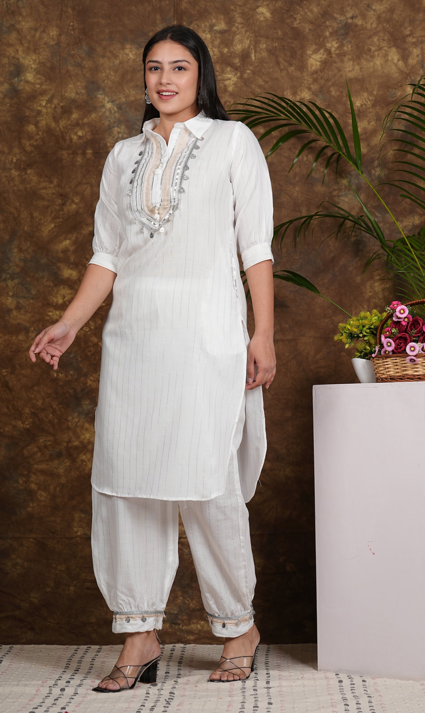 Elegant Afghani White Kurta-Pant Ensemble