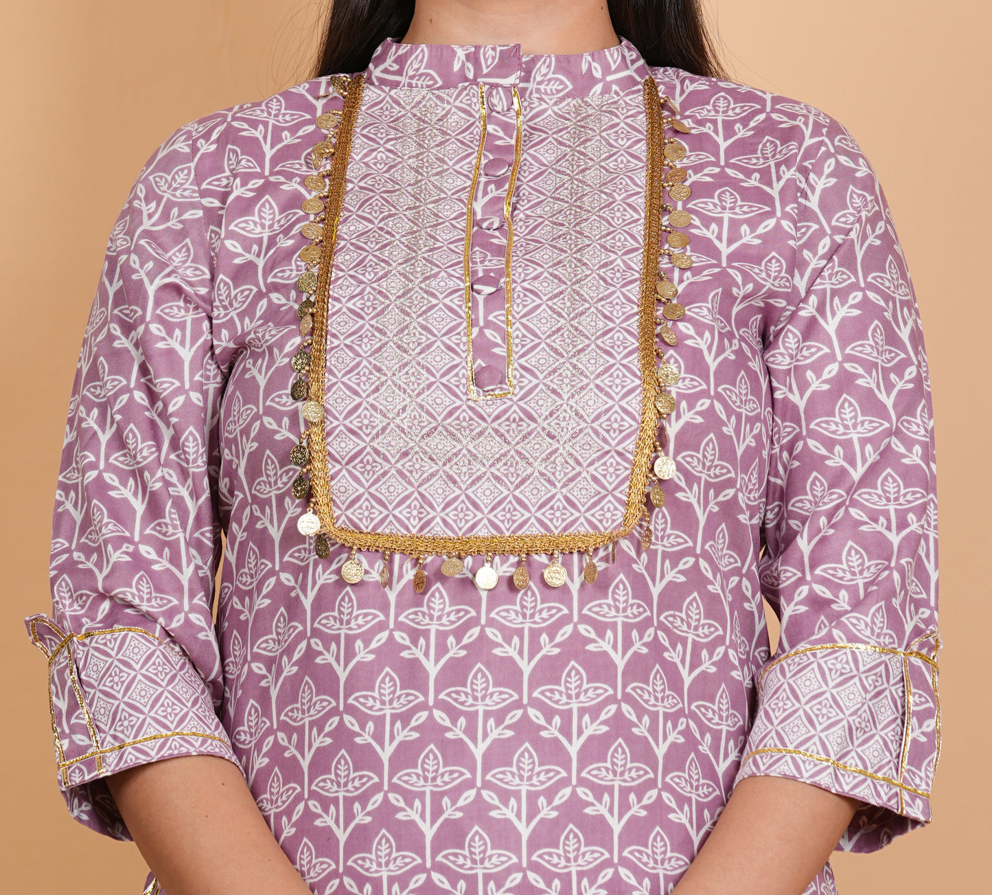 LIBASRACHNA Ethnic Motifs Printed Apple Cut Rayon Kurta And Pant Set