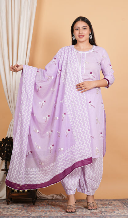 LIBASRACHNA Bird Printed Pink Cotton Kurta And Pant Set With Dupatta