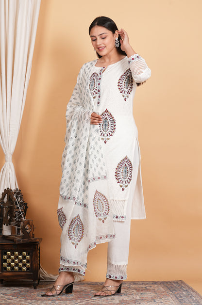 LIBASRACHNA White Black Chikankari Set