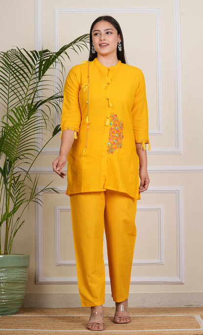 "Classy & Elegant: New Embroidered Cotton Dubby Set – 2 Pieces"