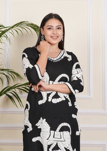 "Elegant Black Digital Printed Kurta Set with Pants"