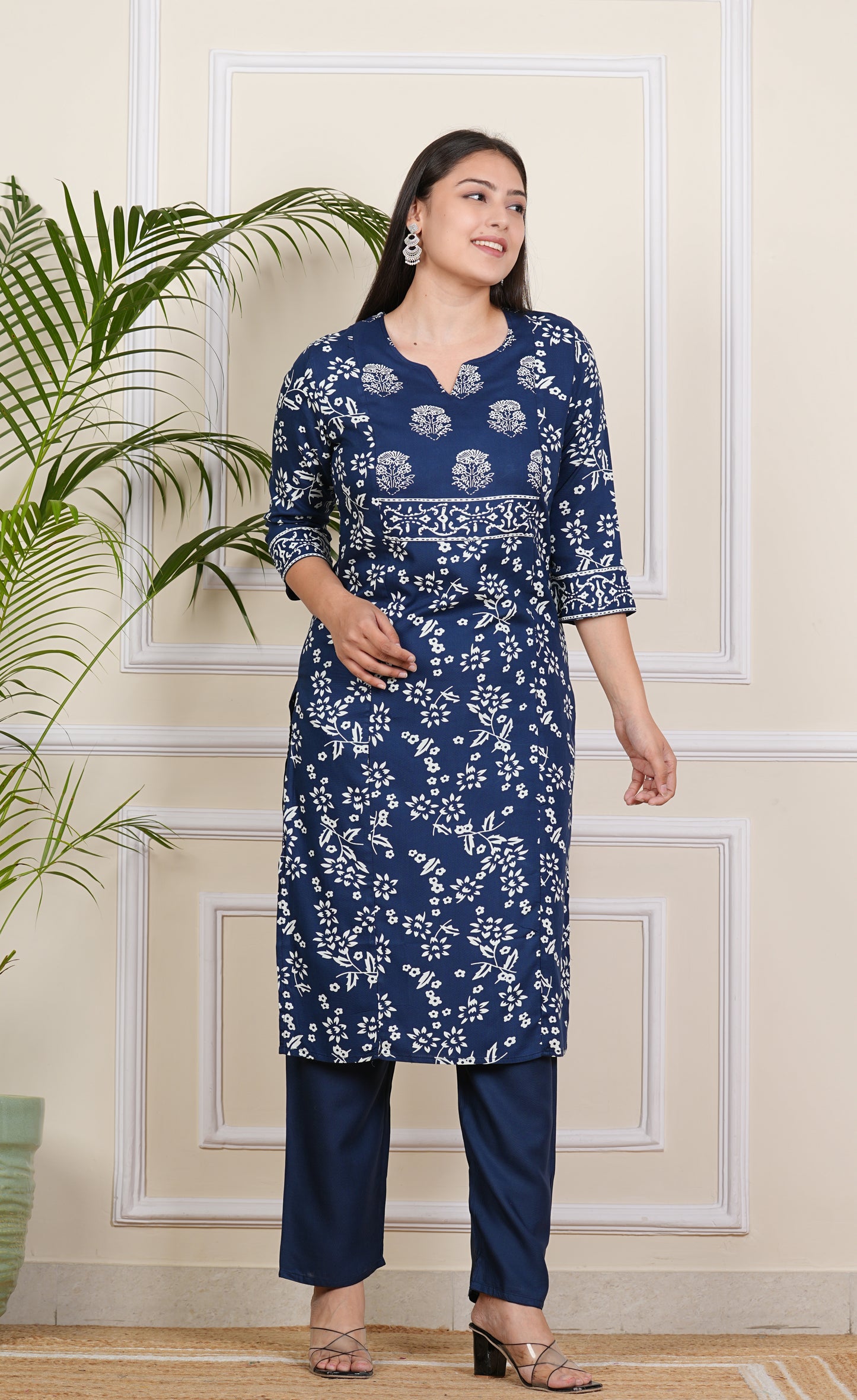 "Elegant blue Kurta Pant Rayon Set for Effortless Style"