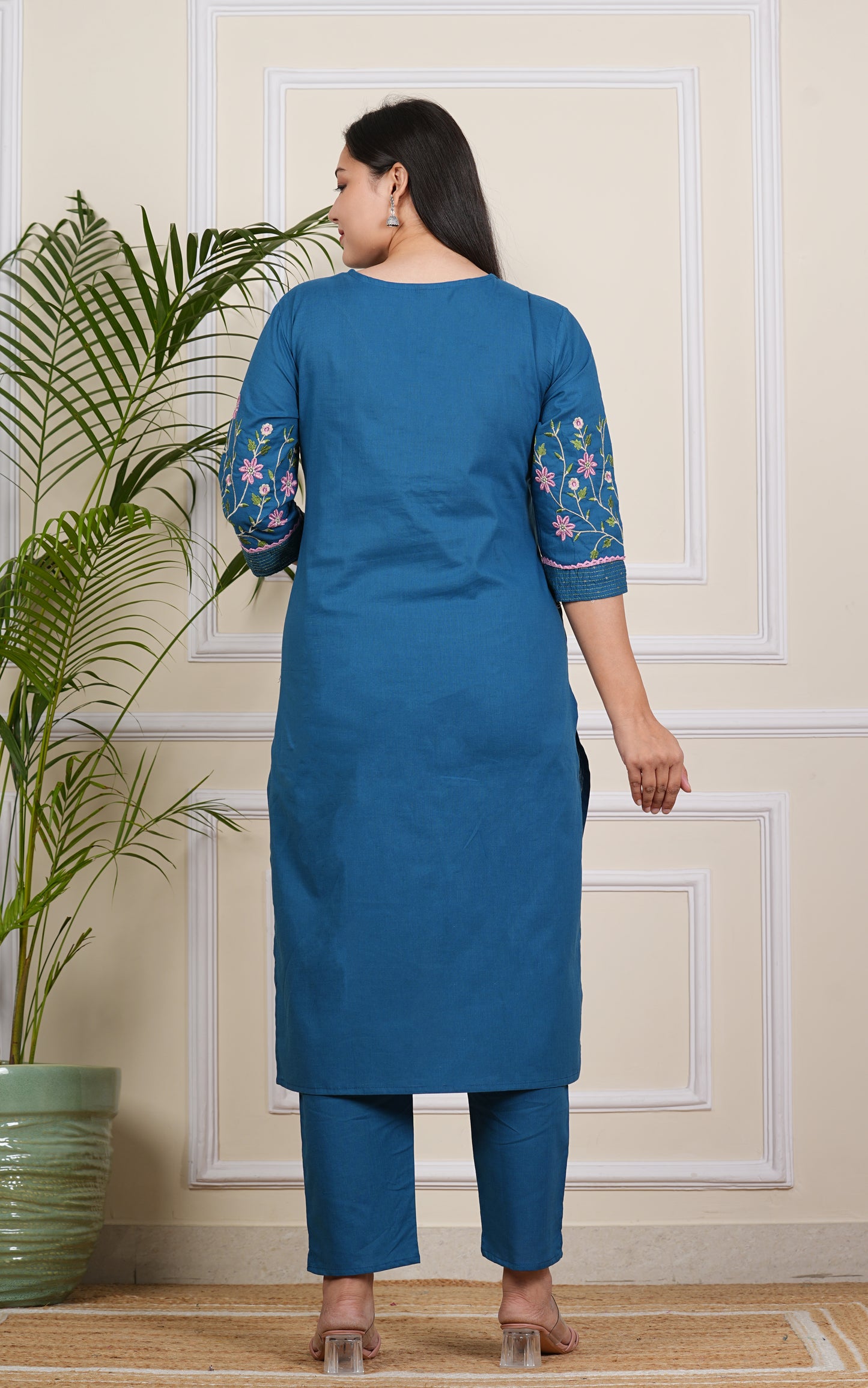 Elegant Ensemble: Kurta and Pant Set