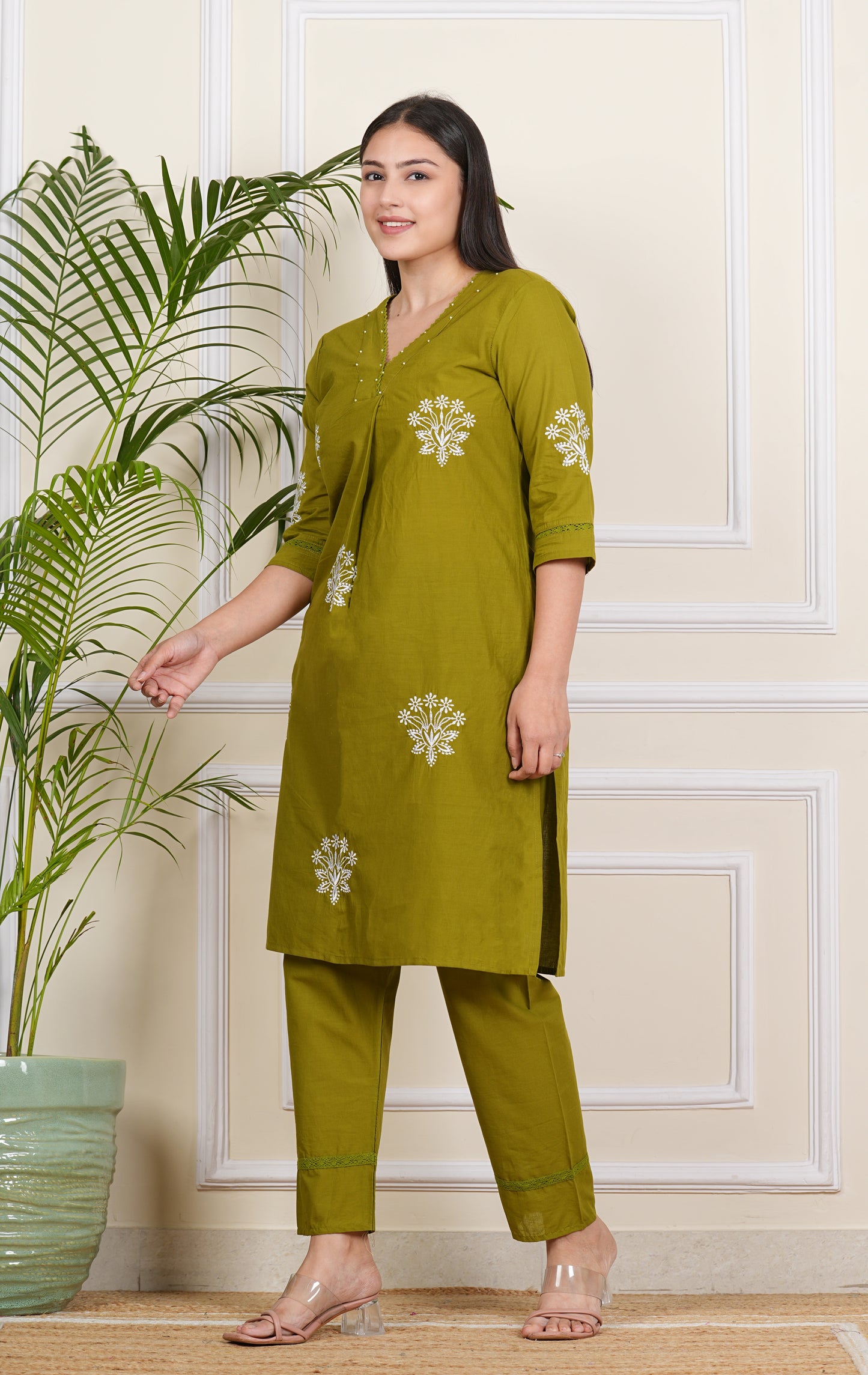 "Elegant Green Cotton Kurta Pant Set"