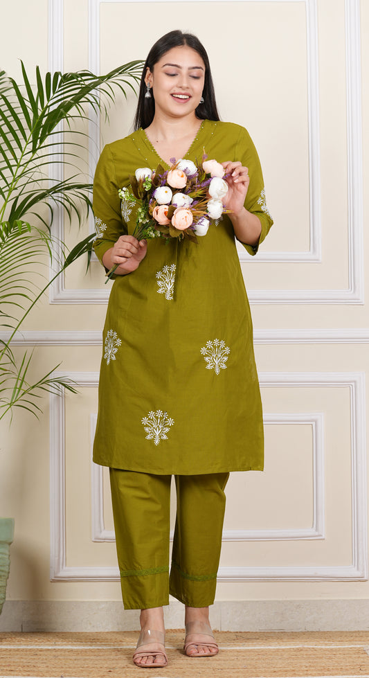 "Elegant Green Cotton Kurta Pant Set"