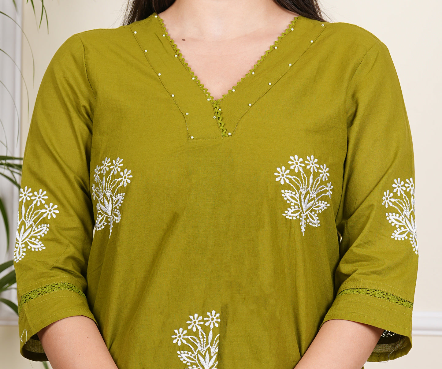 "Elegant Green Cotton Kurta Pant Set"