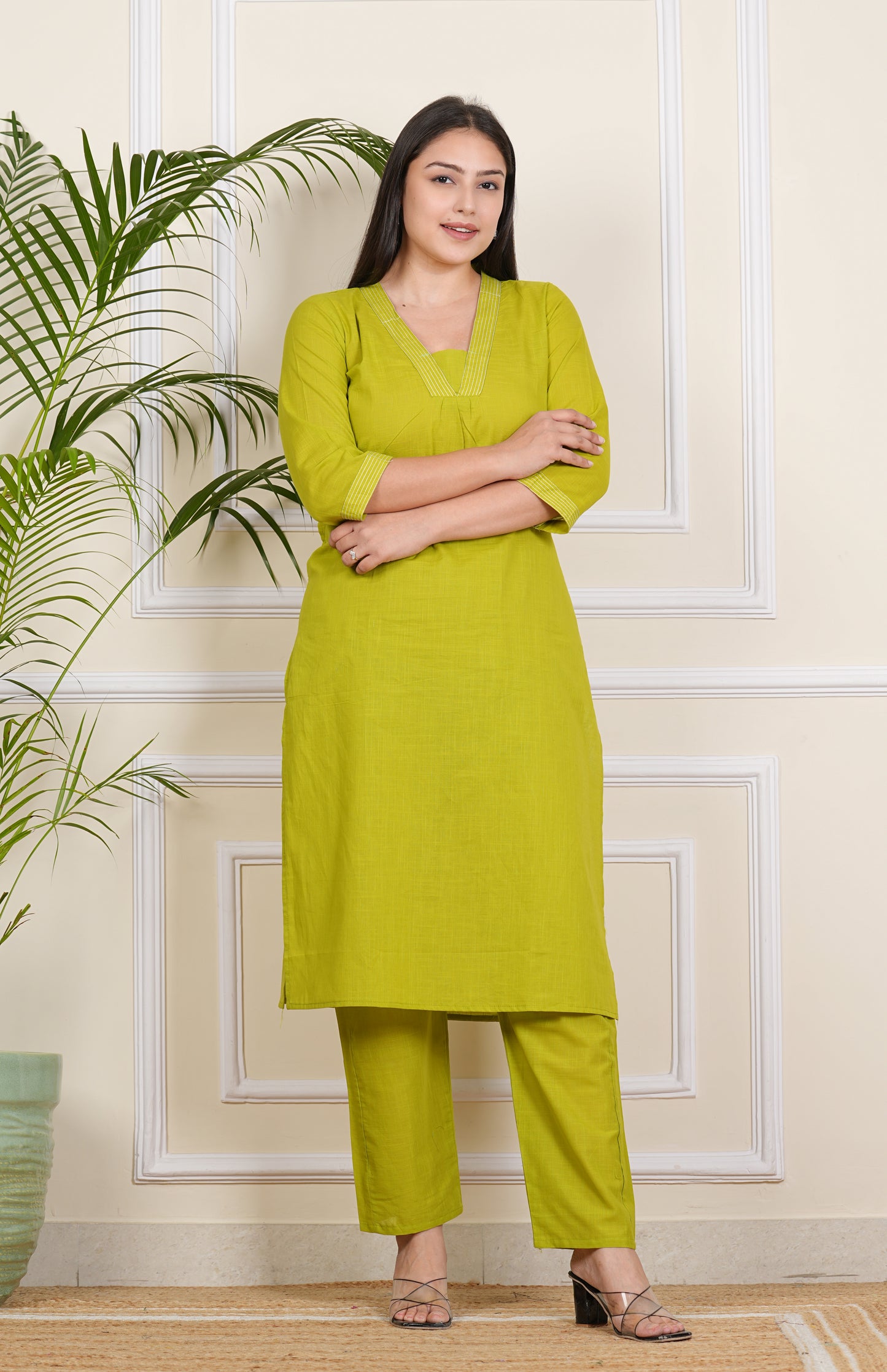 Elegant Parrot Green Cotton Kurti with Pant Set