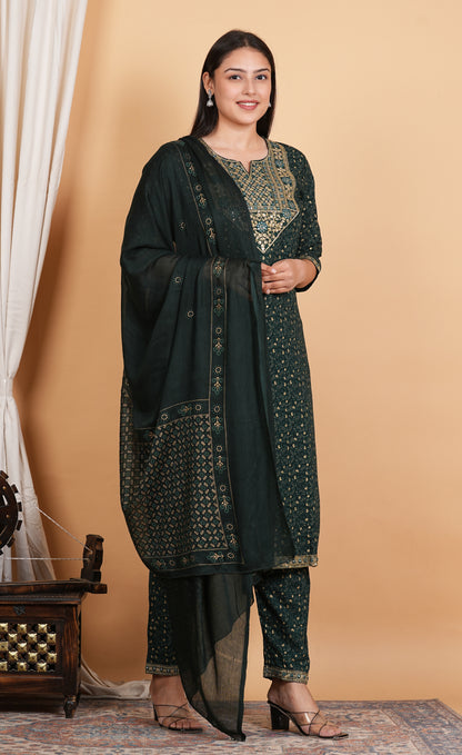 LIBASRACHNA Sequence Embroidered Dark Green Kurta And Pant Set With Dupatta