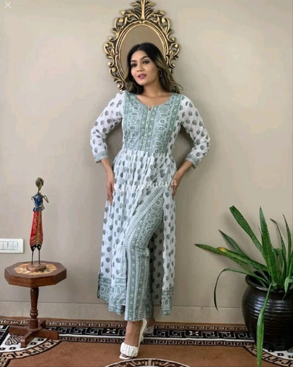 LIBASRACHNA Nayra Green Cut Printed Kurta And Pant Set For Woman