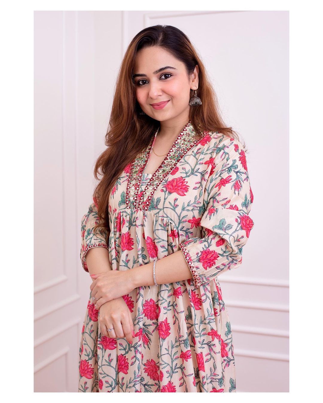 LIBASRACHNA Stylish Floral Printed Kurta And Pant Set