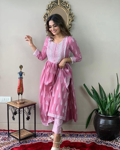 LIBASRACHNA Ethnic Motifs Printed Nayra Cut Kurta And Pant Set