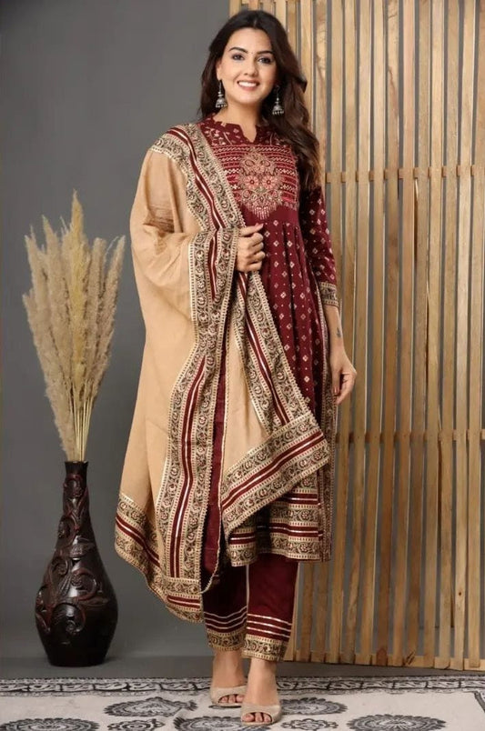 LIBASRACHNA Maroon Handwork Embroidered Kurta And Pant Set With Dupatta