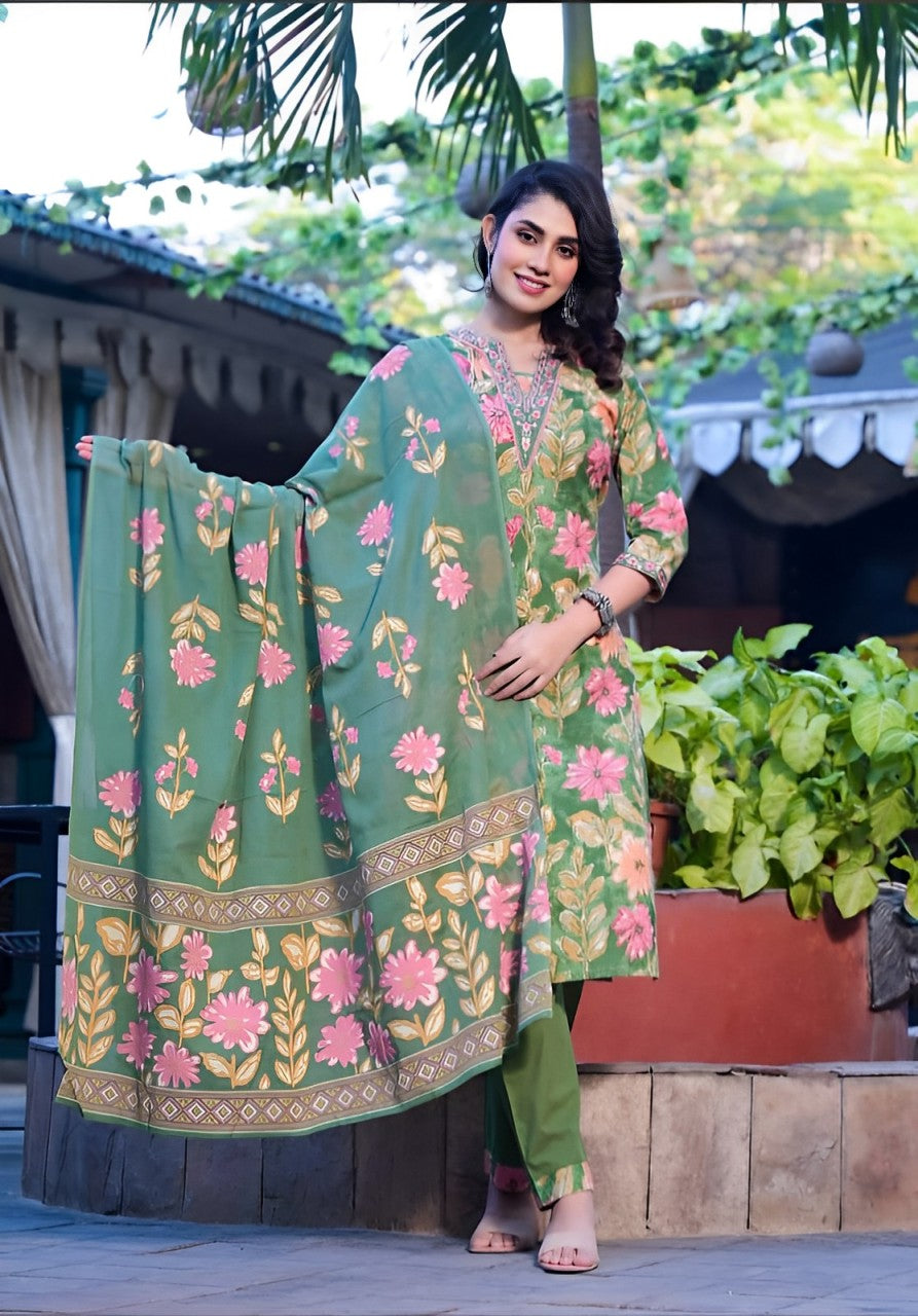 LIBASRACHNA Emerald Elegance: Floral Print Kurti Pant Set