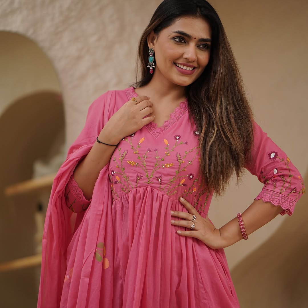 Traditional pink Kurta with Dupatta & Pant Set