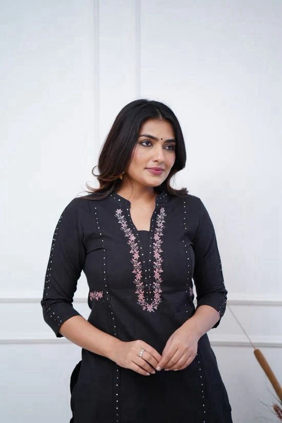 Black Embroidered Kurta Pant Set