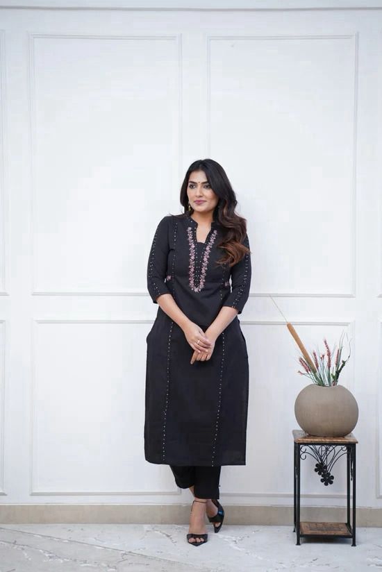 Black Embroidered Kurta Pant Set